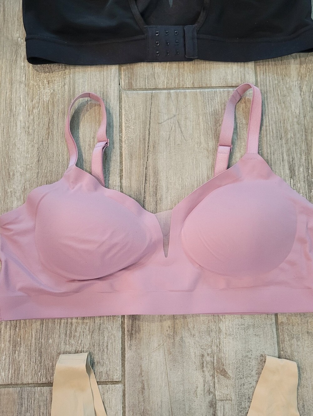Soma Embliss Mesh Adjustable Bralett Embliss Bralette Wireless Bundle Size XL - Picture 4 of 11